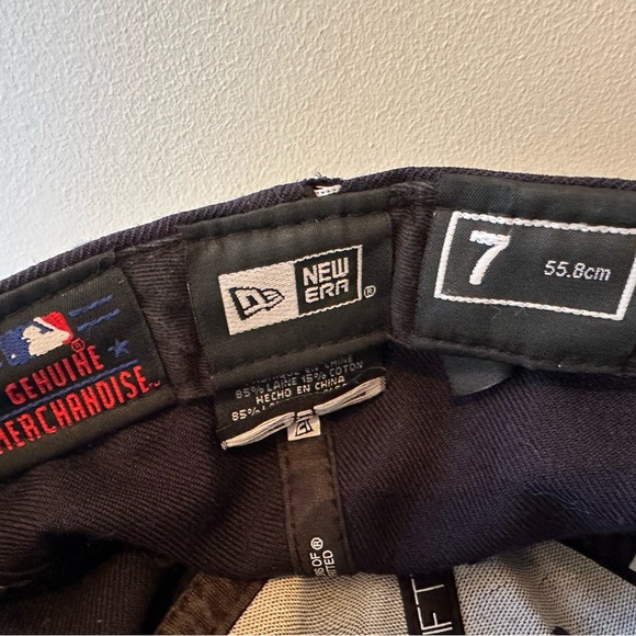 NY Yankees baseball Cap - Picture 3 of 3